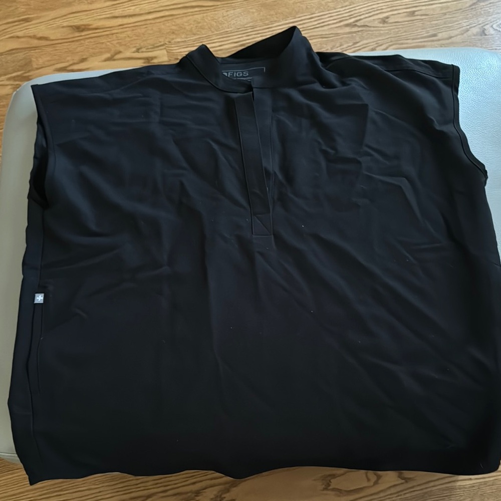 Figs black scrub top Rafaela size medium